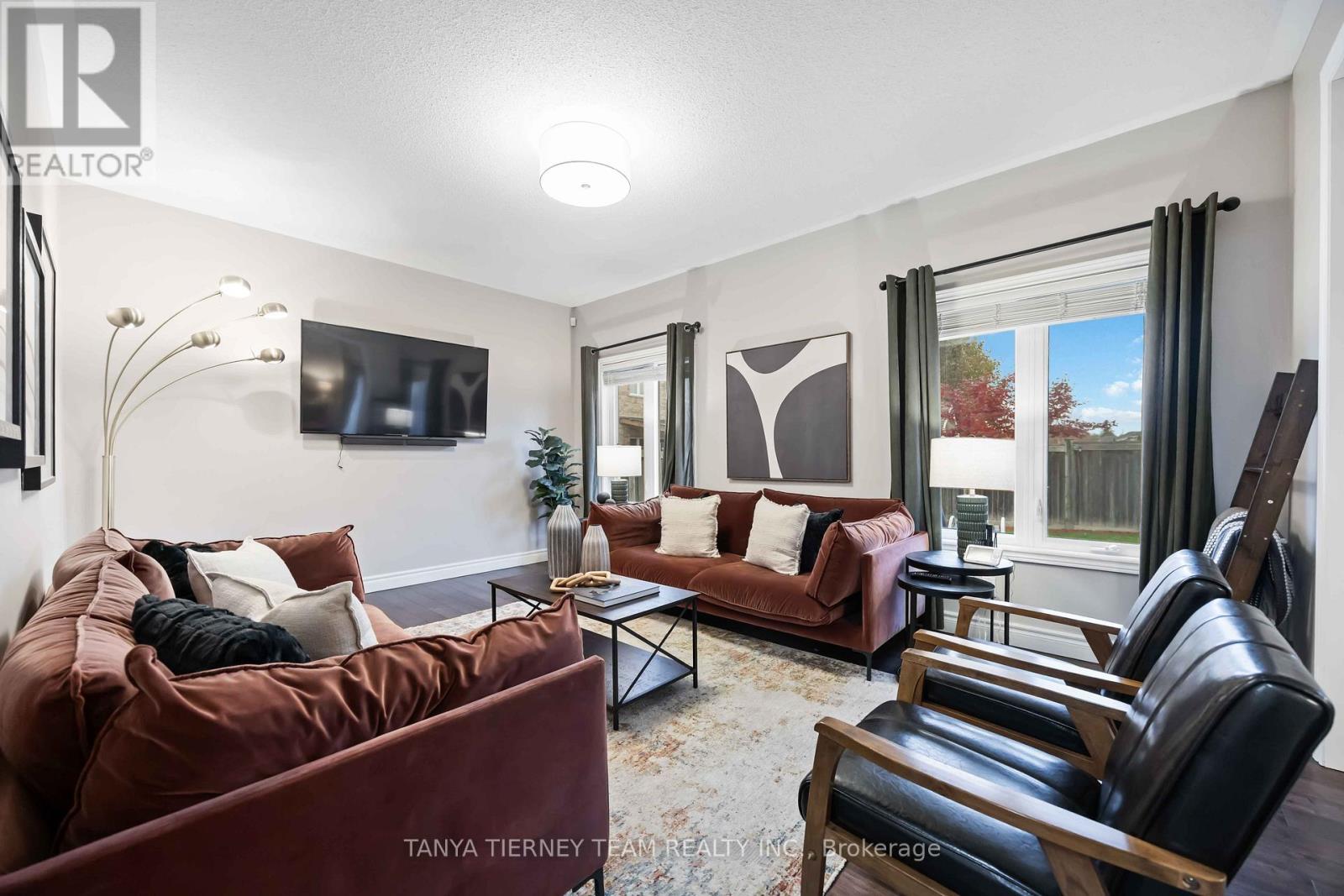 67 Florence Drive, Whitby, Ontario  L1R 0K3 - Photo 11 - E12614324