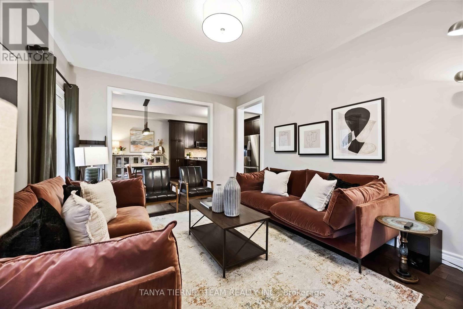 67 Florence Drive, Whitby, Ontario  L1R 0K3 - Photo 14 - E12614324