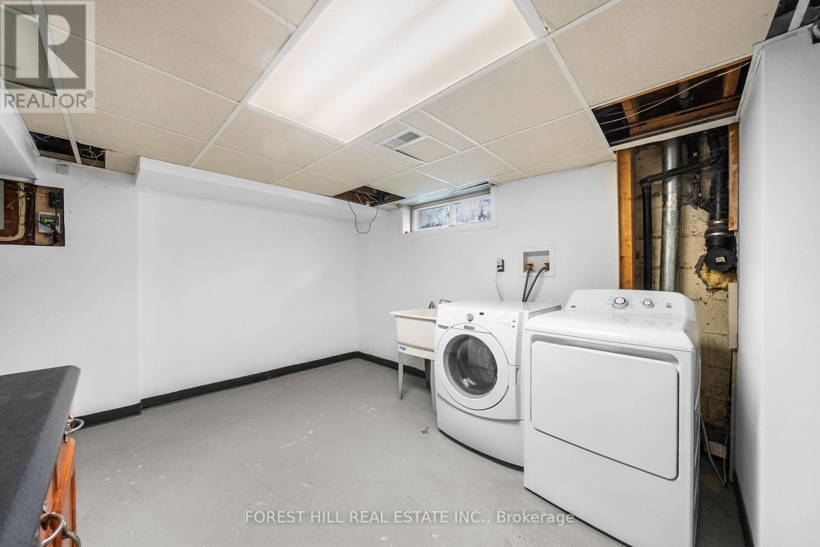 49 May Avenue, East Gwillimbury, Ontario  L0G 1V0 - Photo 33 - N12614342