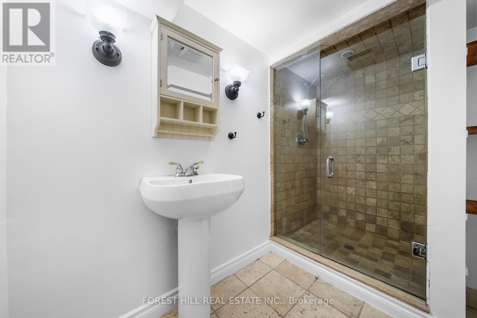 49 May Avenue, East Gwillimbury, Ontario  L0G 1V0 - Photo 36 - N12614342