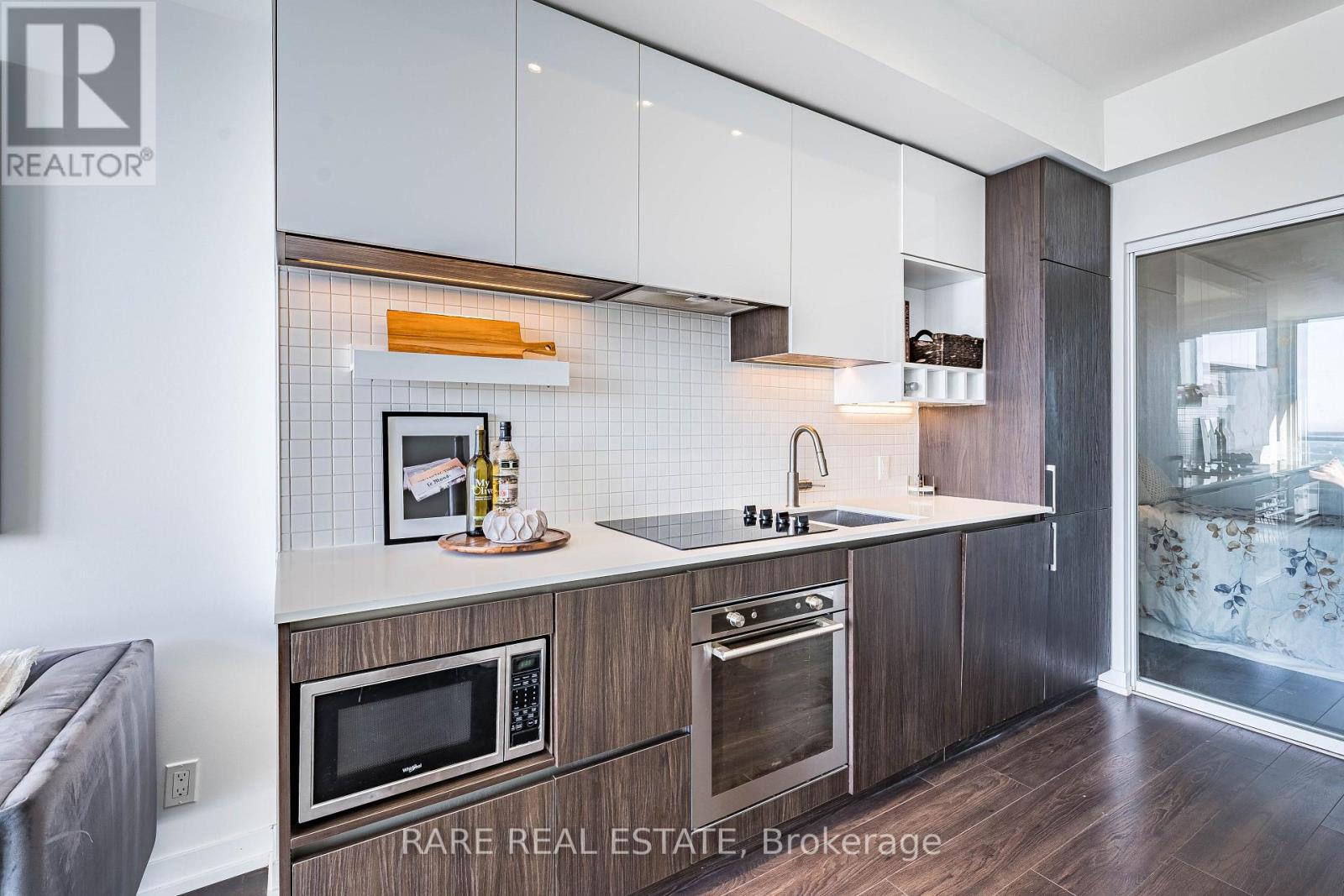 5506 - 5 Buttermill Avenue, Vaughan, Ontario  L4K 0J5 - Photo 19 - N12614356