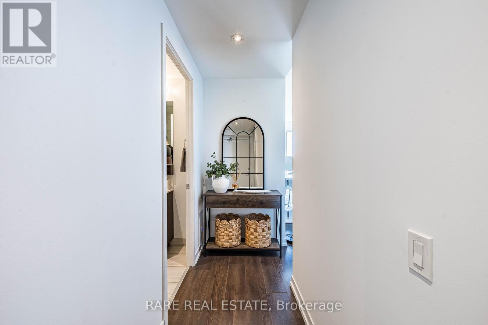 5506 - 5 Buttermill Avenue, Vaughan, Ontario  L4K 0J5 - Photo 5 - N12614356