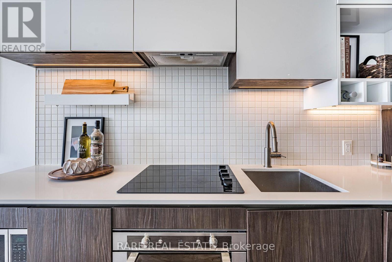 5506 - 5 Buttermill Avenue, Vaughan, Ontario  L4K 0J5 - Photo 7 - N12614356