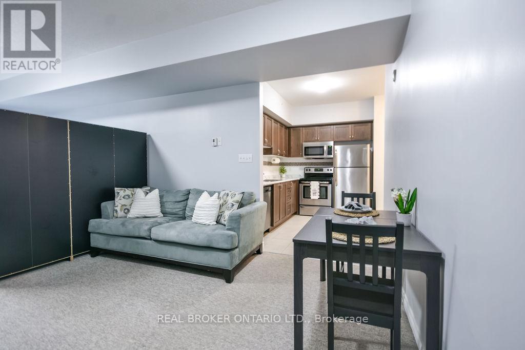 404 - 40 Ferndale Drive S, Barrie, Ontario  L4N 2L3 - Photo 11 - S12614354