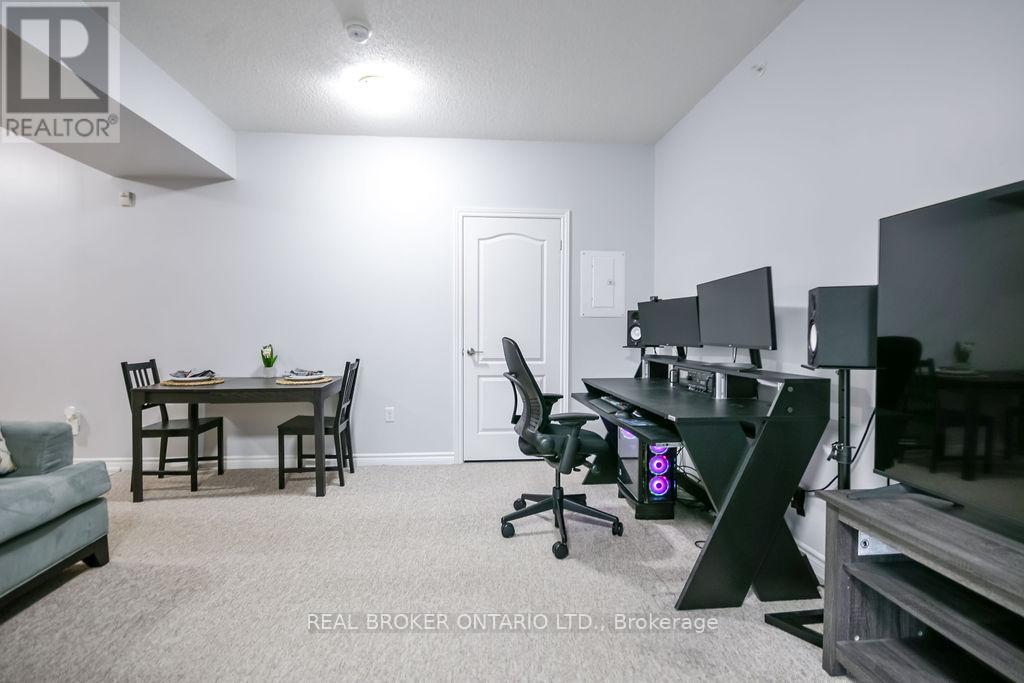 404 - 40 Ferndale Drive S, Barrie, Ontario  L4N 2L3 - Photo 14 - S12614354