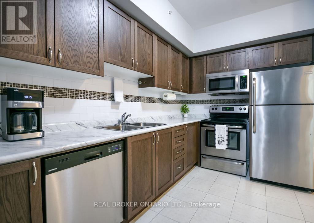 404 - 40 Ferndale Drive S, Barrie, Ontario  L4N 2L3 - Photo 2 - S12614354