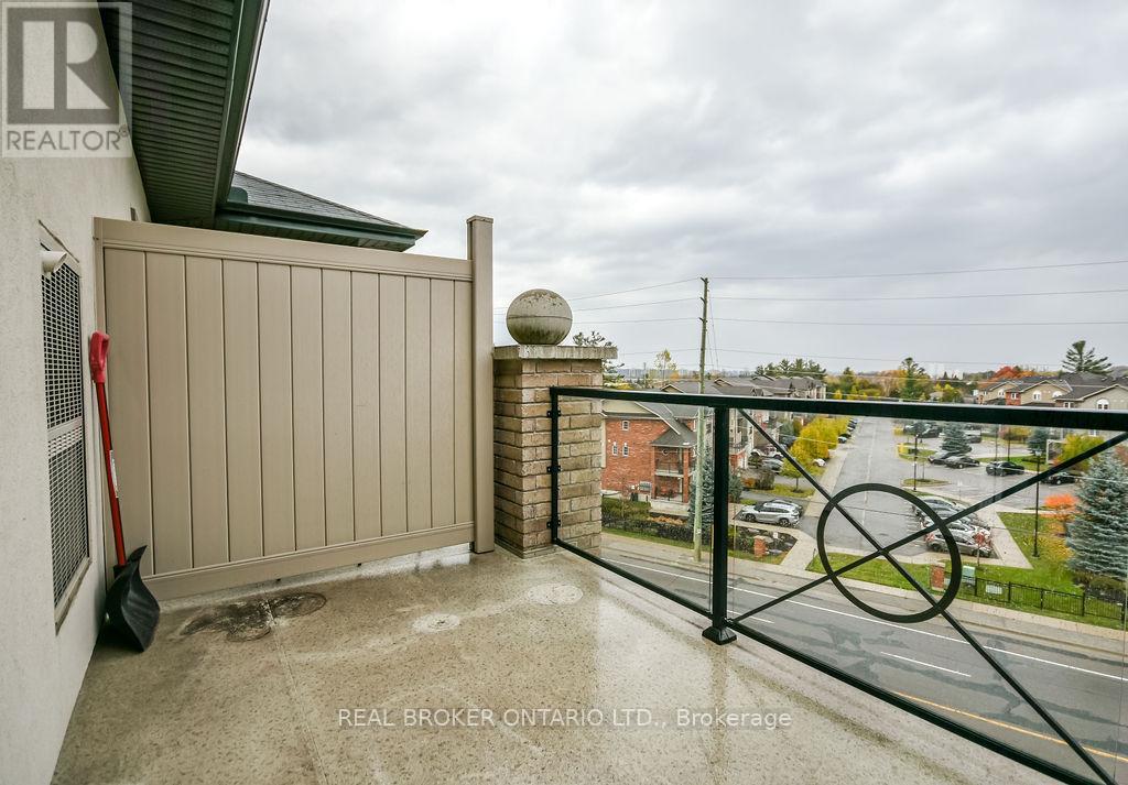 404 - 40 Ferndale Drive S, Barrie, Ontario  L4N 2L3 - Photo 21 - S12614354