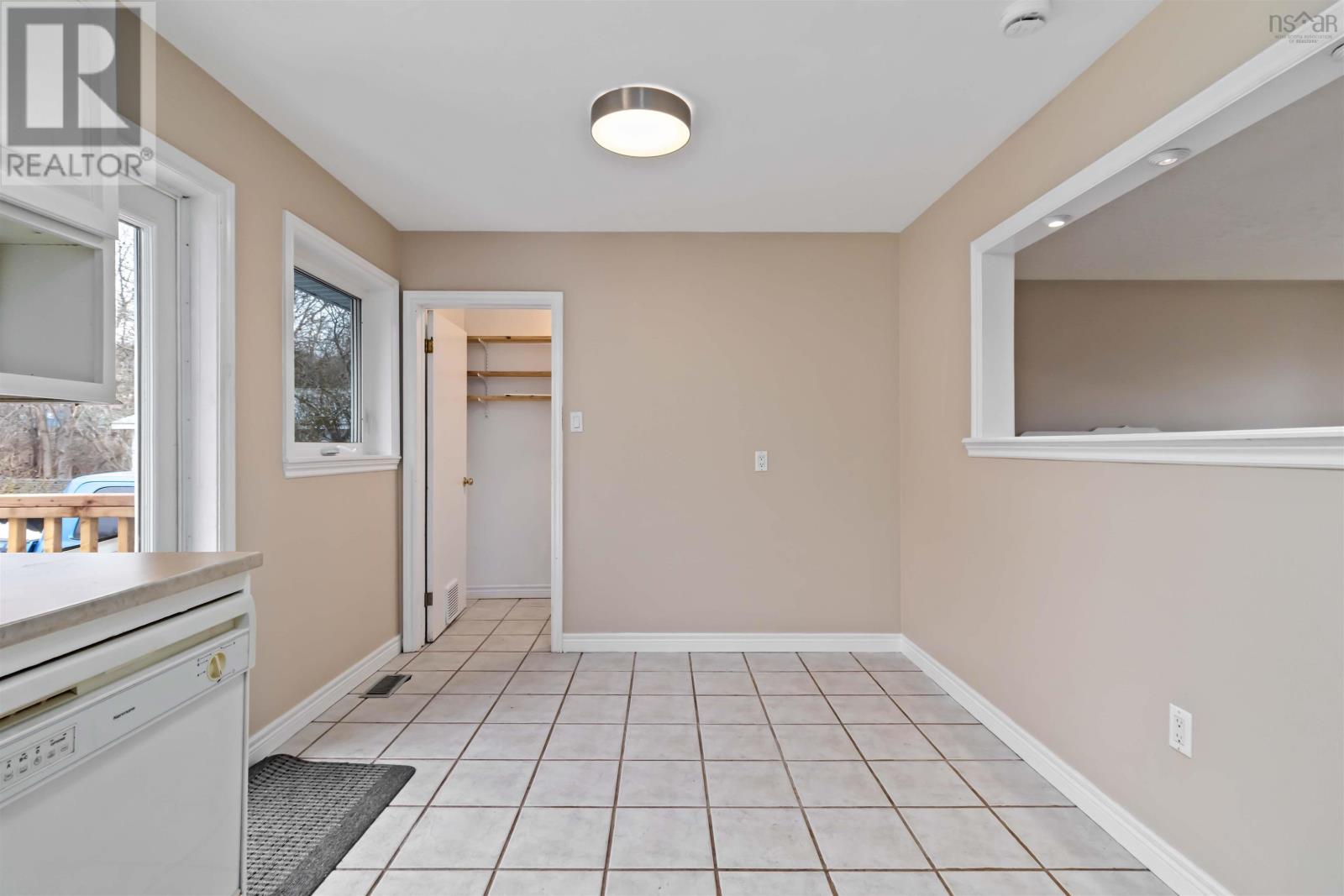 16 Pauline Crescent, Dartmouth, Nova Scotia  B2W 2A6 - Photo 10 - 202529200