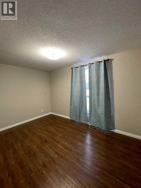 7 Deer Ridge Drive, High Level, Alberta  T0H 1Z0 - Photo 15 - A2274574