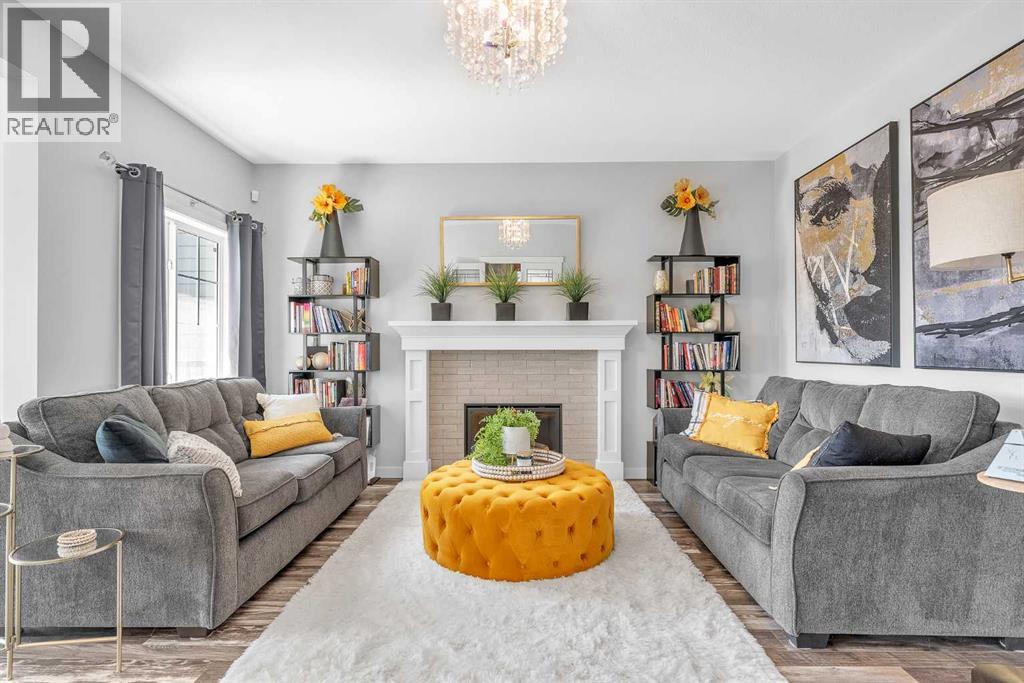 203 Reunion Green Nw, Airdrie, Alberta  T4B 3W3 - Photo 4 - A2232998