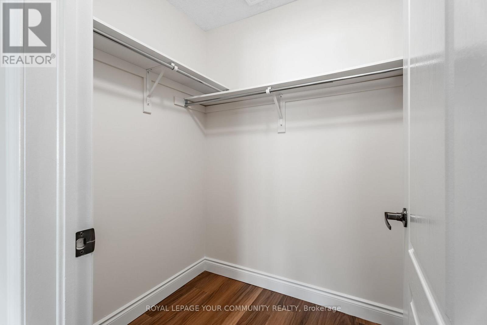 60 Golden Springs Drive, Brampton, Ontario  L7A 4N6 - Photo 25 - W12614322