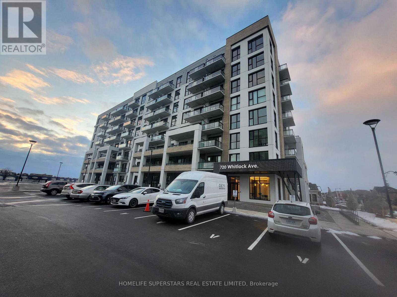 <div class="slider-price">$2,650 Monthly</div><p>301 - 720 Whitlock Avenue, Milton, Ontario</p>