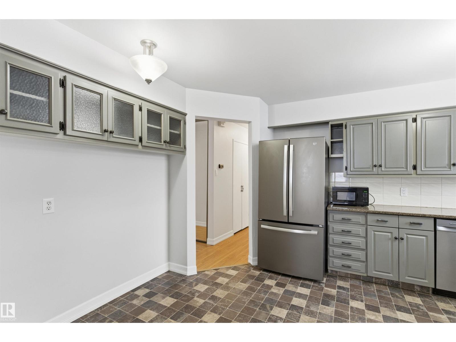 10619 148 St Nw, Edmonton, Alberta  T5N 3G9 - Photo 9 - E4467787