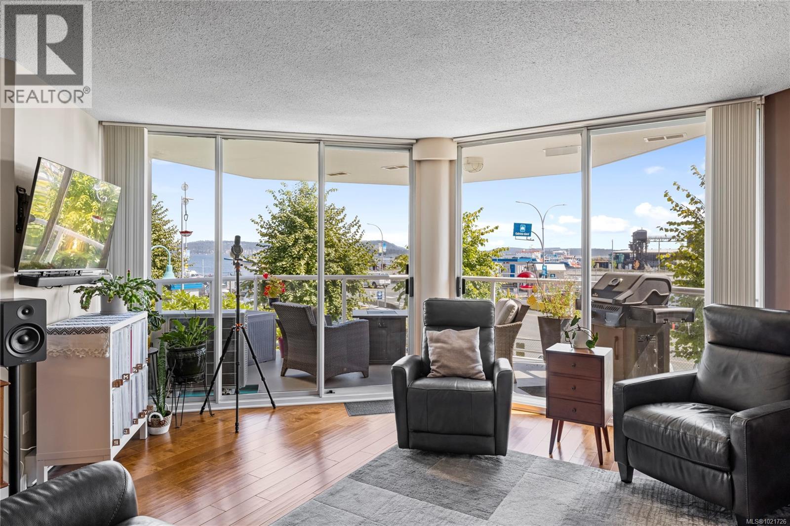 206 158 Promenade Dr, Nanaimo, British Columbia  V9R 6M7 - Photo 11 - 1021726