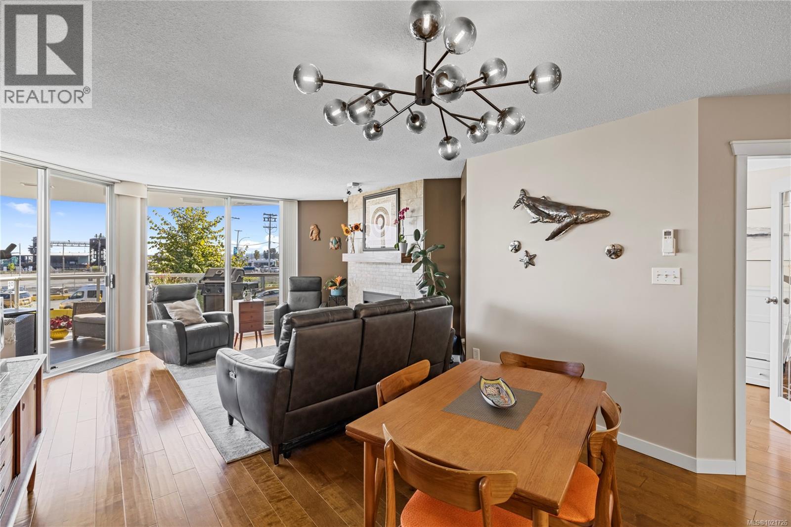 206 158 Promenade Dr, Nanaimo, British Columbia  V9R 6M7 - Photo 4 - 1021726