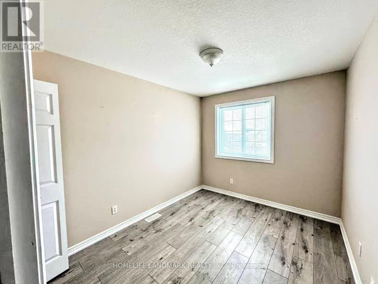 687b Wild Ginger Avenue, Waterloo, Ontario  N2V 2T2 - Photo 10 - X12589714