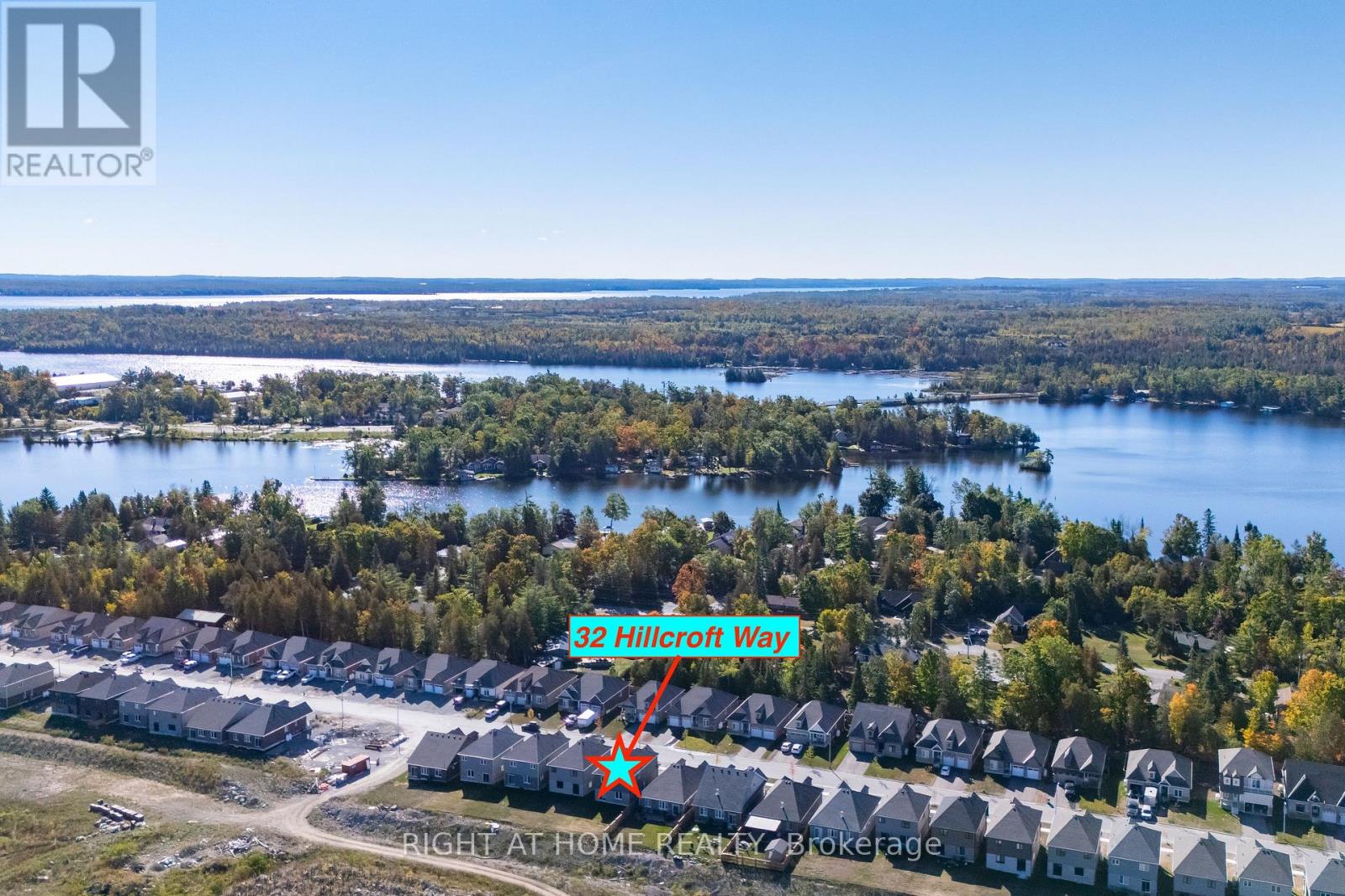 32 HILLCROFT WAY, Kawartha Lakes, Ontario