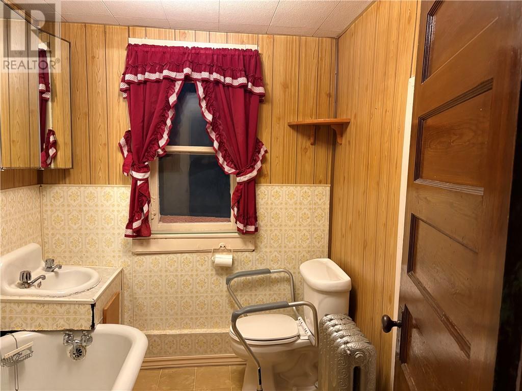 393 Morris Street, Sudbury, Ontario  P3B 1B8 - Photo 8 - 2125888