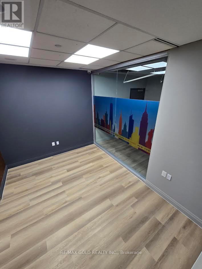 226 - 2980 Drew Road, Mississauga, Ontario  L4T 0A7 - Photo 5 - W12612636