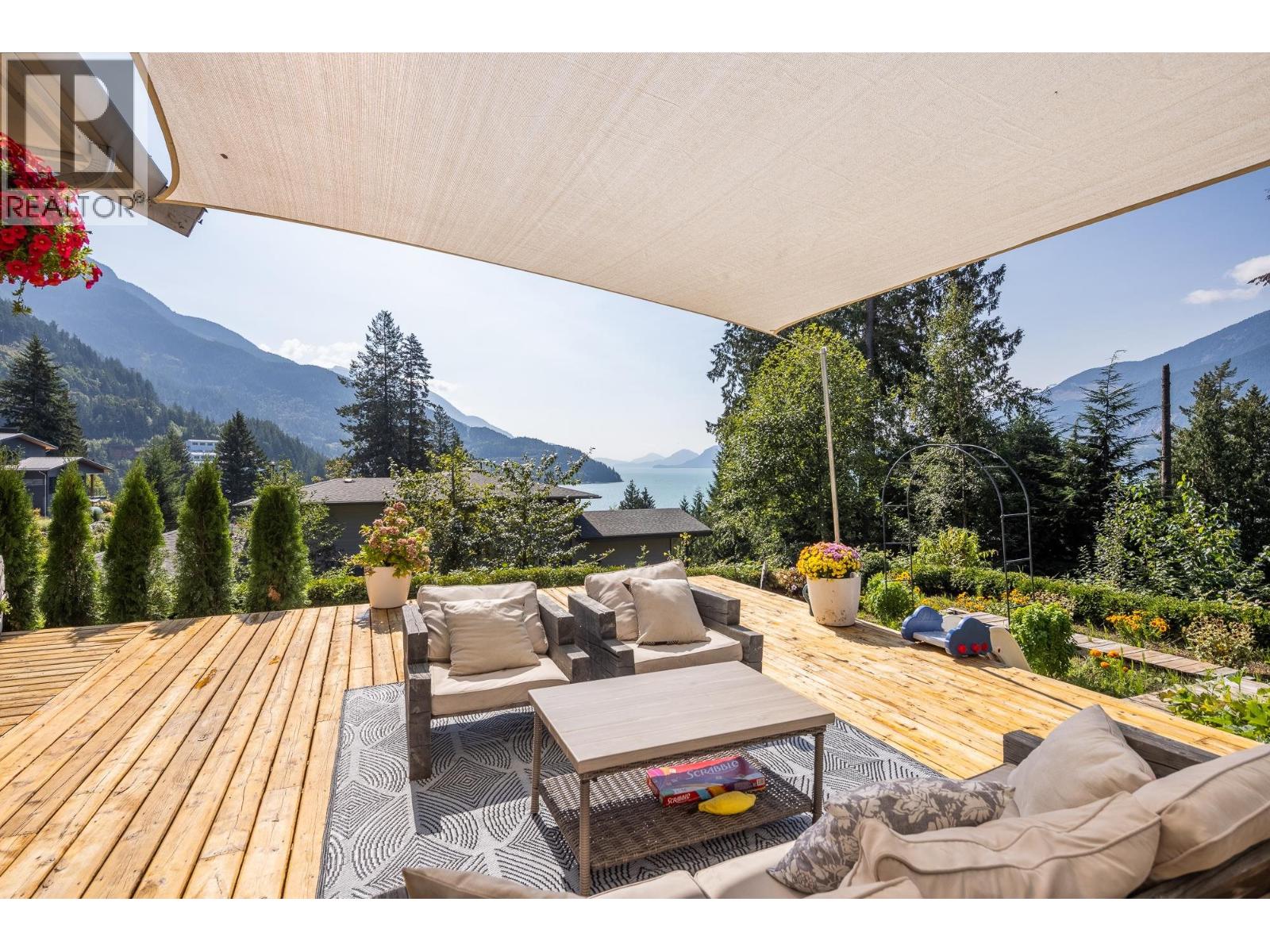 679 Copper Drive, Britannia Beach, British Columbia  V0N 1J0 - Photo 9 - R3063530