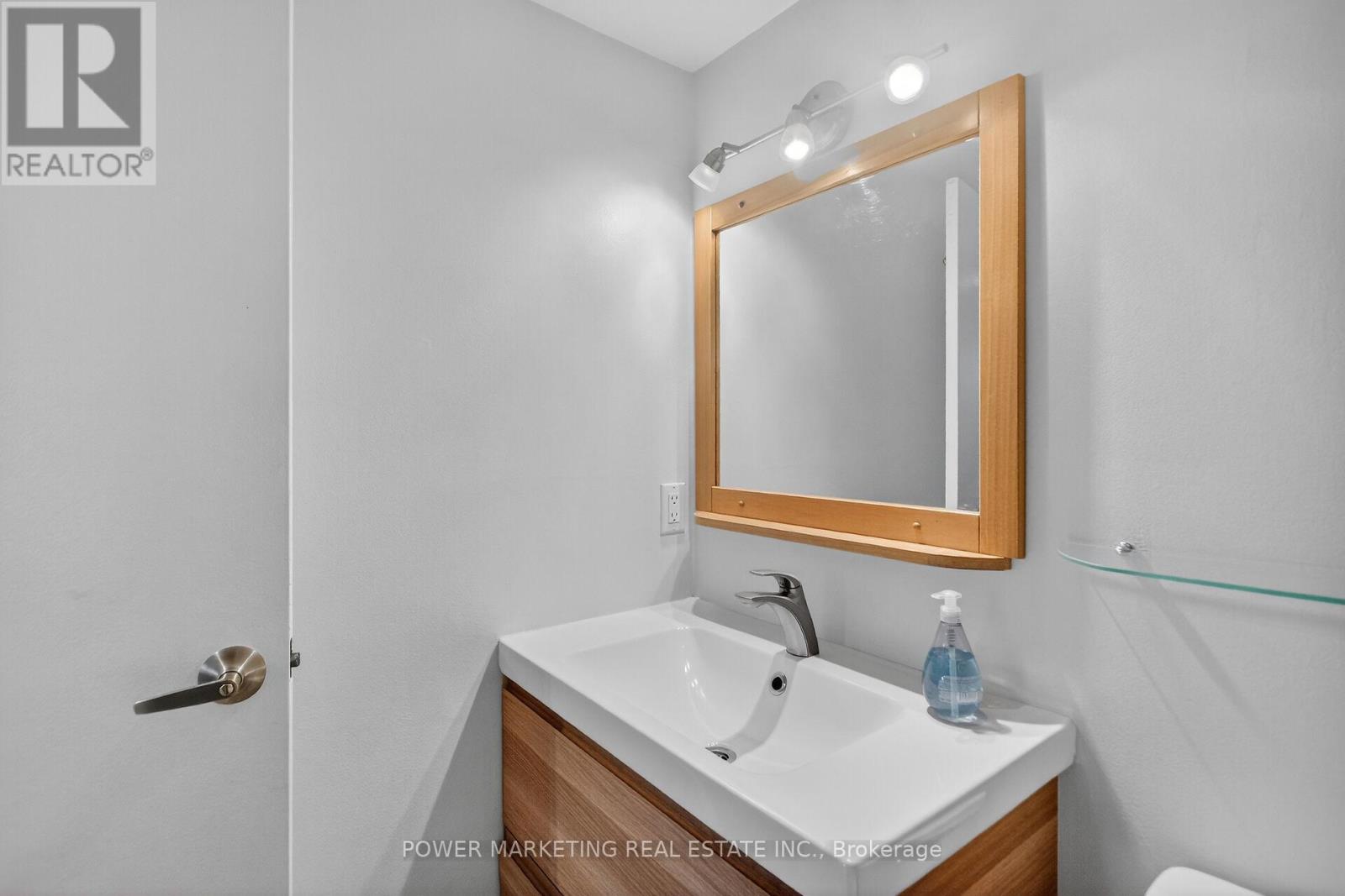 107 - 1380 Prince Of Wales Drive, Ottawa, Ontario  K2C 3N5 - Photo 19 - X12614414