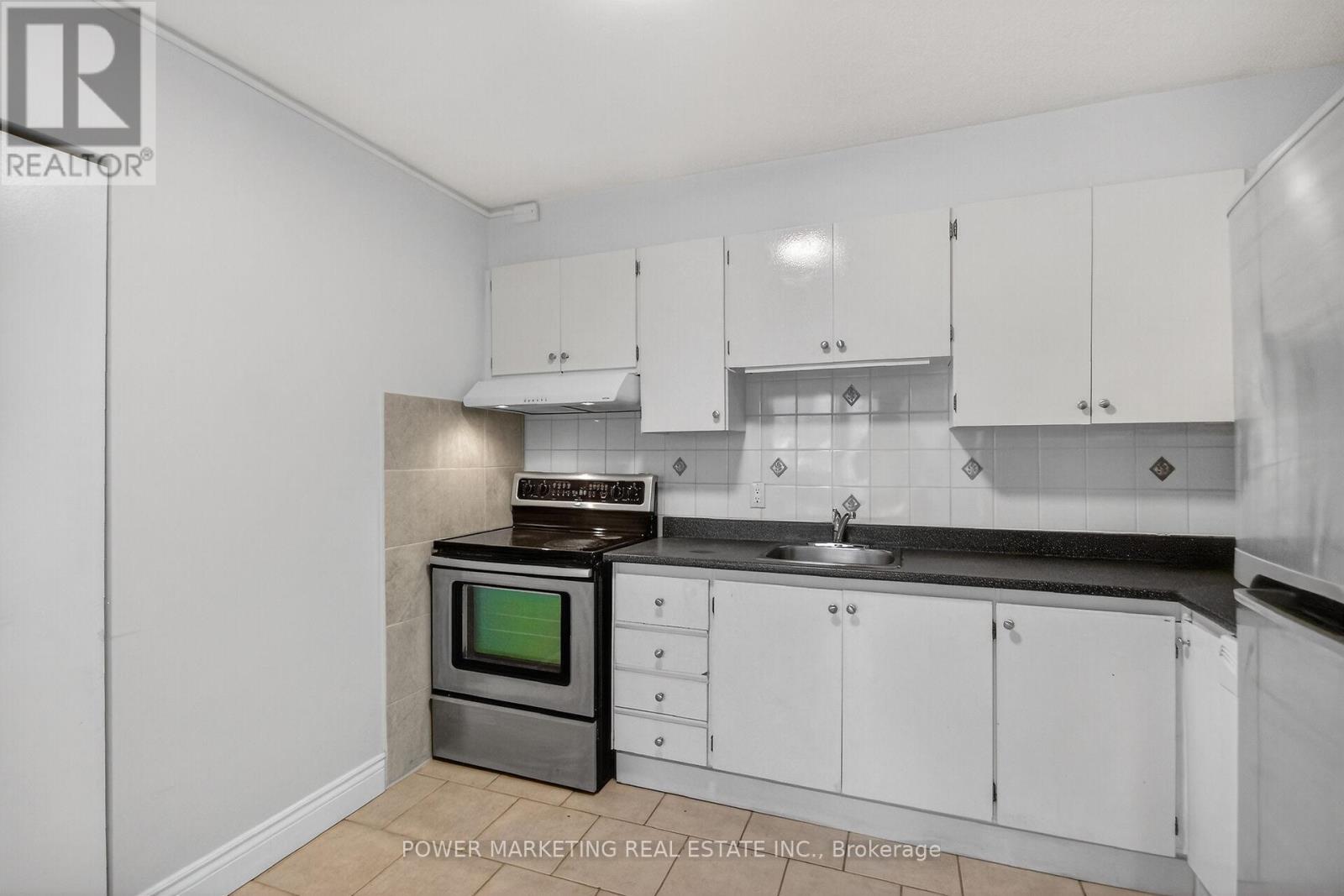 107 - 1380 Prince Of Wales Drive, Ottawa, Ontario  K2C 3N5 - Photo 31 - X12614414