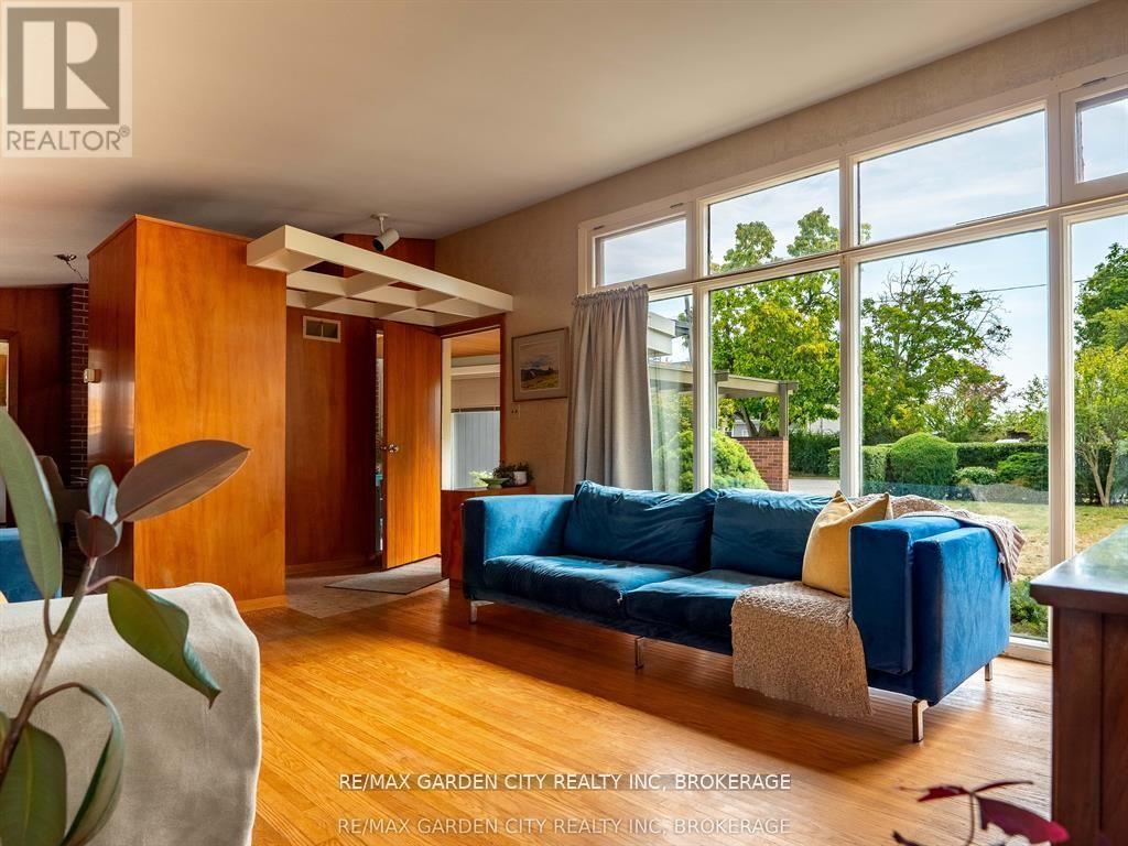 46 Henley Drive, St. Catharines, Ontario  L2N 4A9 - Photo 15 - X12614398