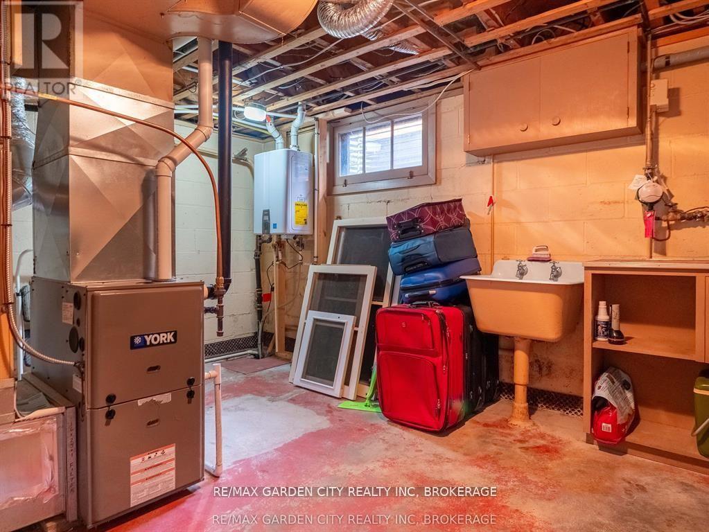 46 Henley Drive, St. Catharines, Ontario  L2N 4A9 - Photo 33 - X12614398