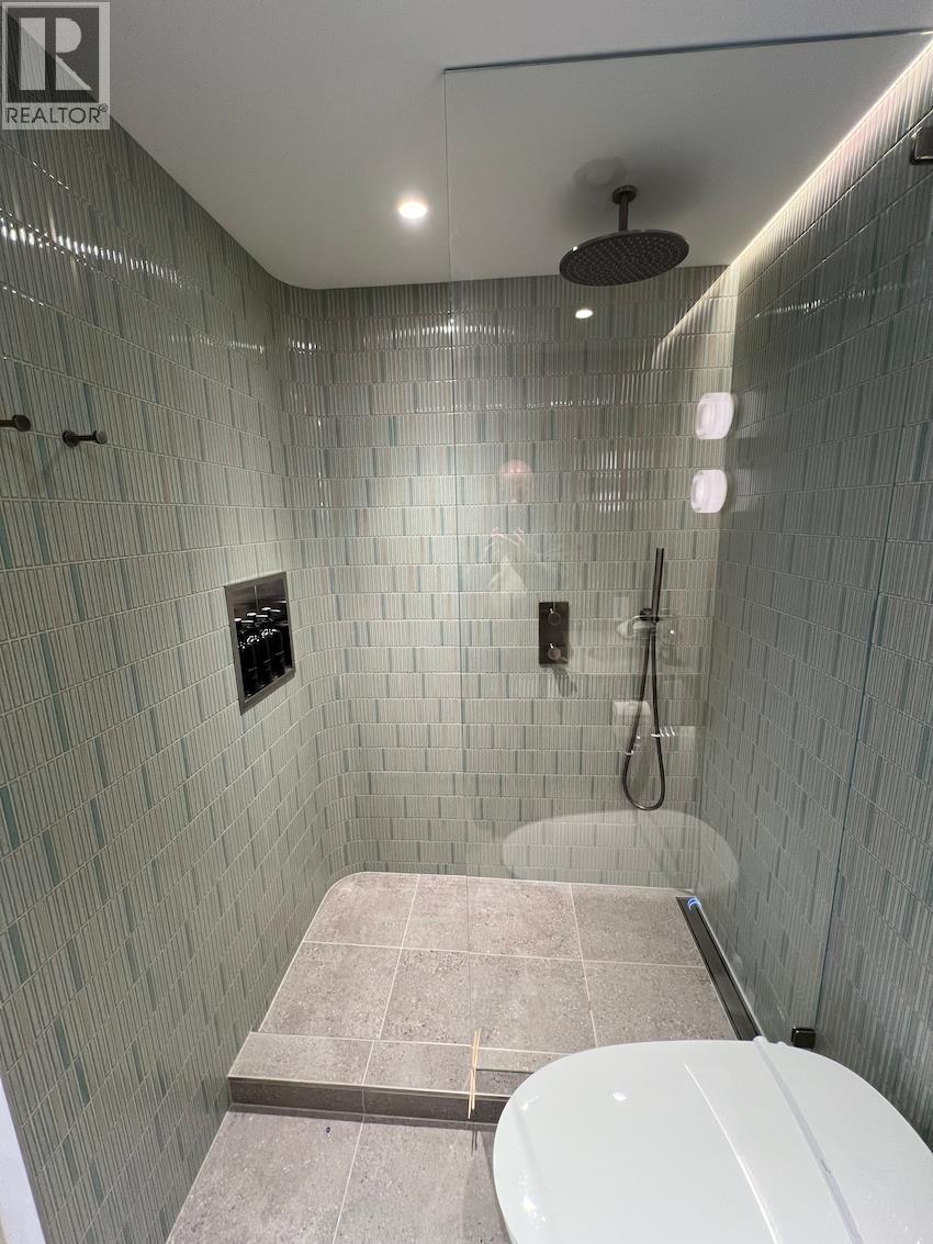 215 4360 Lorimer Road, Whistler, British Columbia  V8E 1A5 - Photo 14 - R3073128