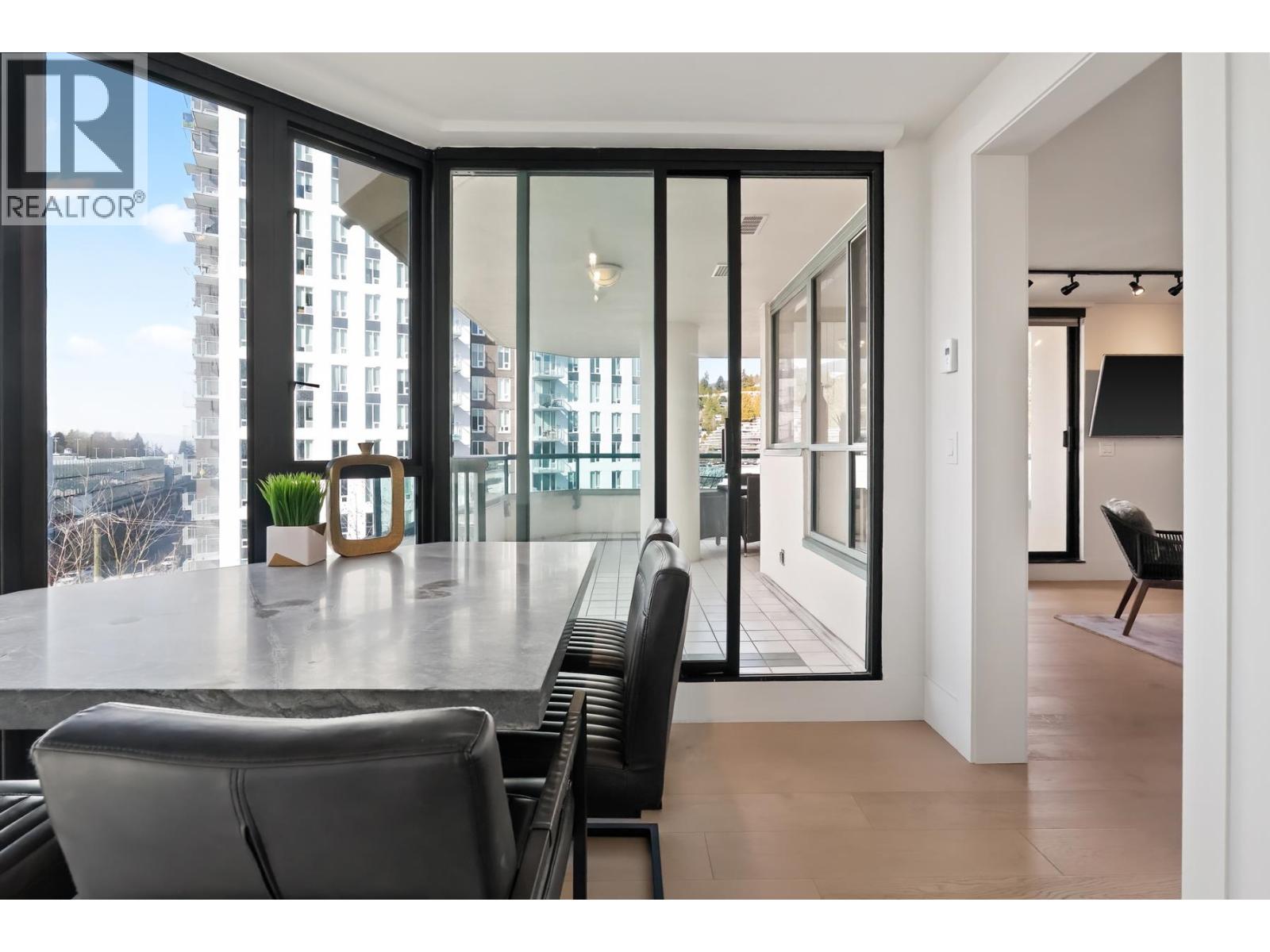 6d 328 Taylor Way, West Vancouver, British Columbia  V7T 2Y4 - Photo 2 - R3073153