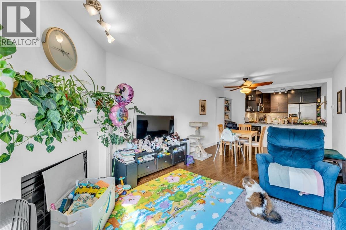 307 876 W 16th Avenue, Vancouver, British Columbia  V5Z 3T8 - Photo 5 - R3073156