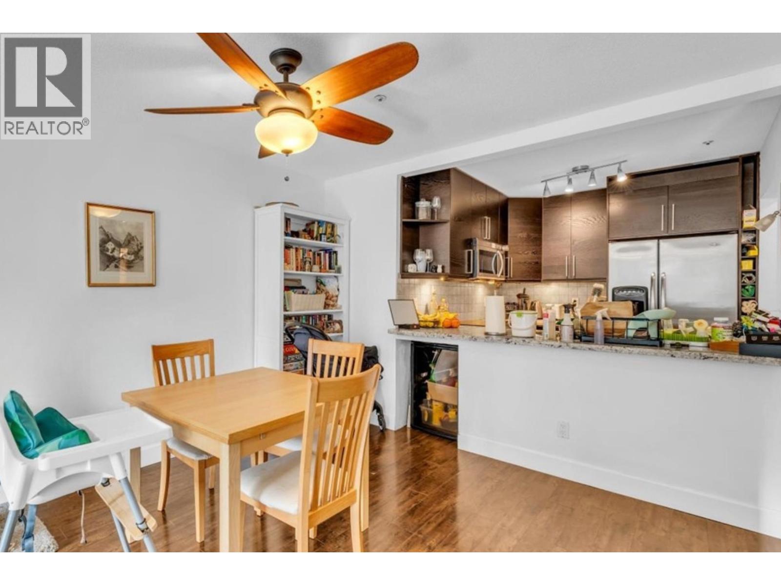 307 876 W 16th Avenue, Vancouver, British Columbia  V5Z 3T8 - Photo 7 - R3073156