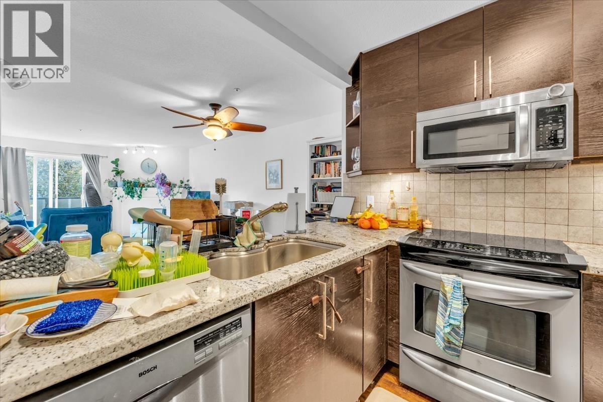 307 876 W 16th Avenue, Vancouver, British Columbia  V5Z 3T8 - Photo 8 - R3073156