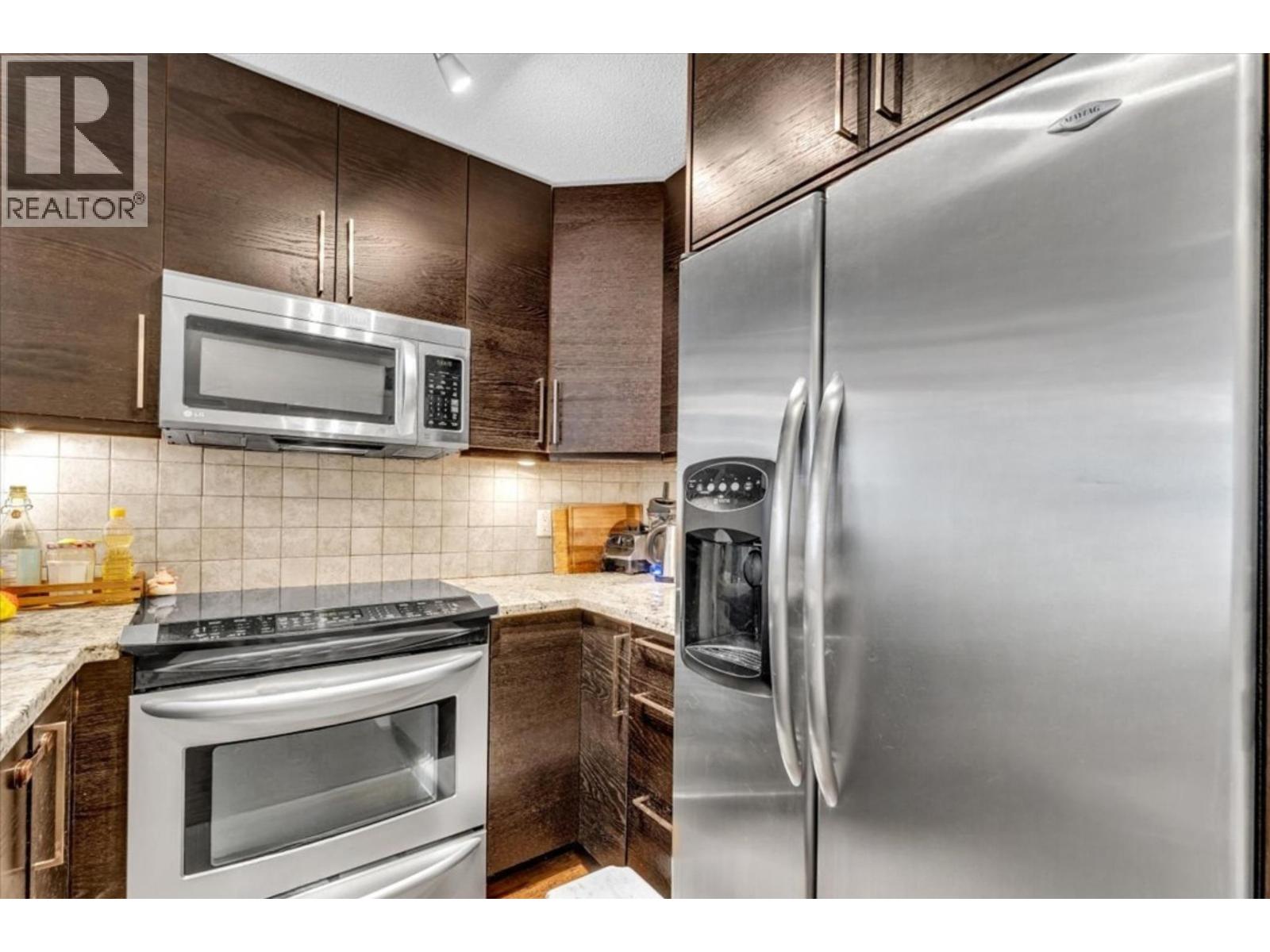 307 876 W 16th Avenue, Vancouver, British Columbia  V5Z 3T8 - Photo 9 - R3073156