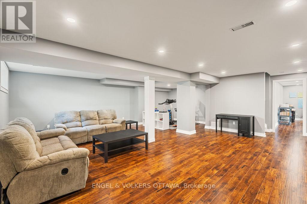 379 Ardmore Street, Ottawa, Ontario  K4M 0C8 - Photo 40 - X12485828