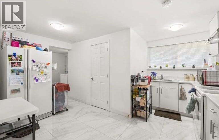 Lower 1106 Duthie Avenue, Burnaby, British Columbia  V3E 3N2 - Photo 11 - R3073140