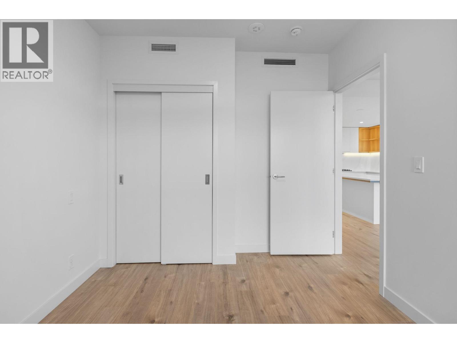 4001 720 Farrow Street, Coquitlam, British Columbia  V3J 7L6 - Photo 11 - R3073152