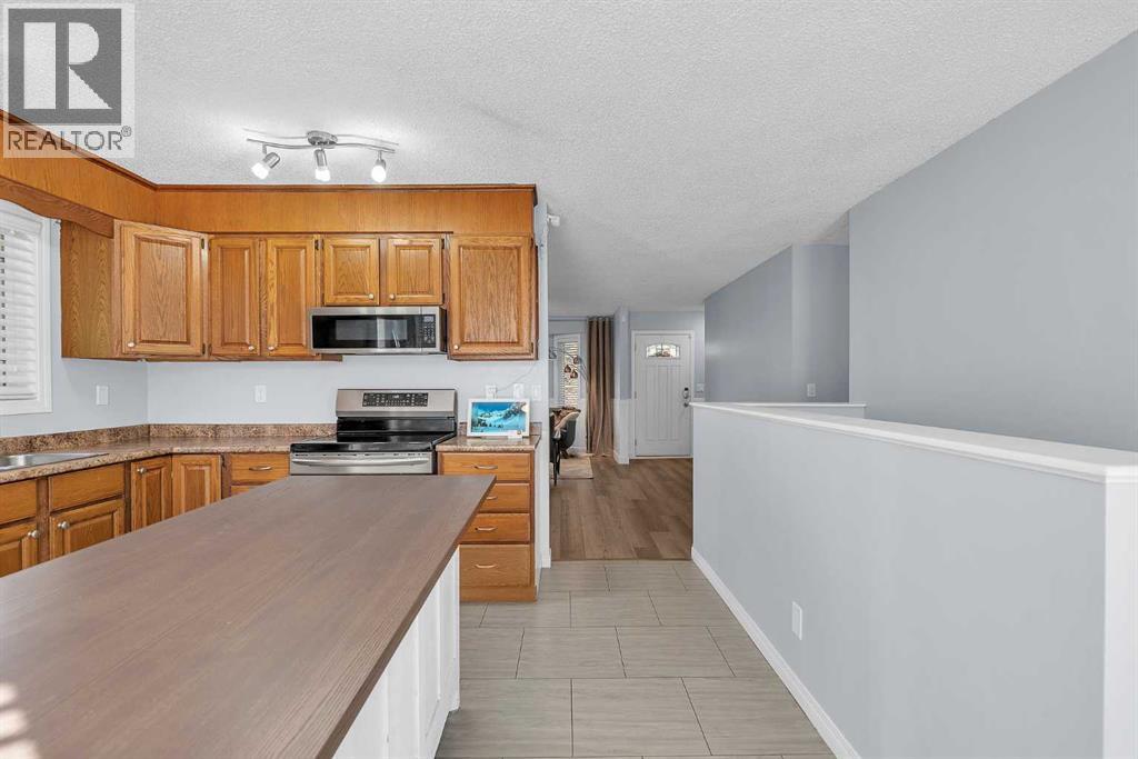 1318 Whitfield Avenue, Crossfield, Alberta  T0M 0S0 - Photo 10 - A2257703