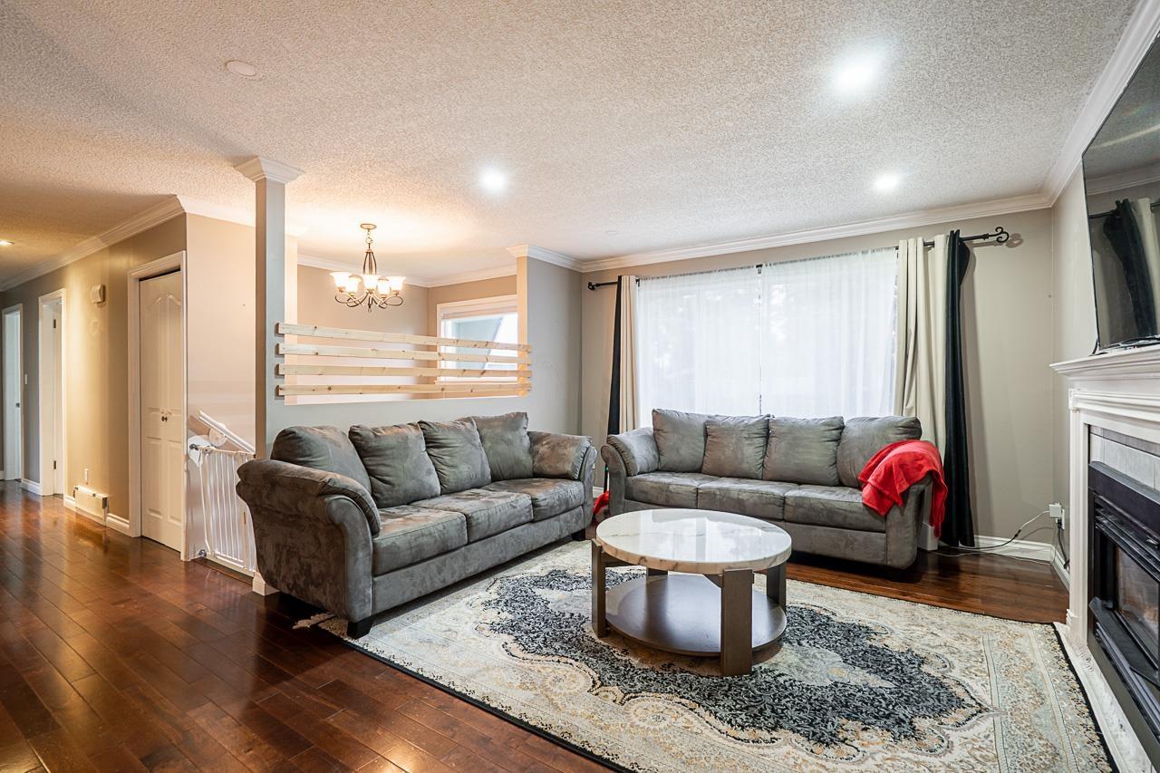 20510 48a Avenue, Langley, British Columbia  V3A 3P3 - Photo 3 - R3072849