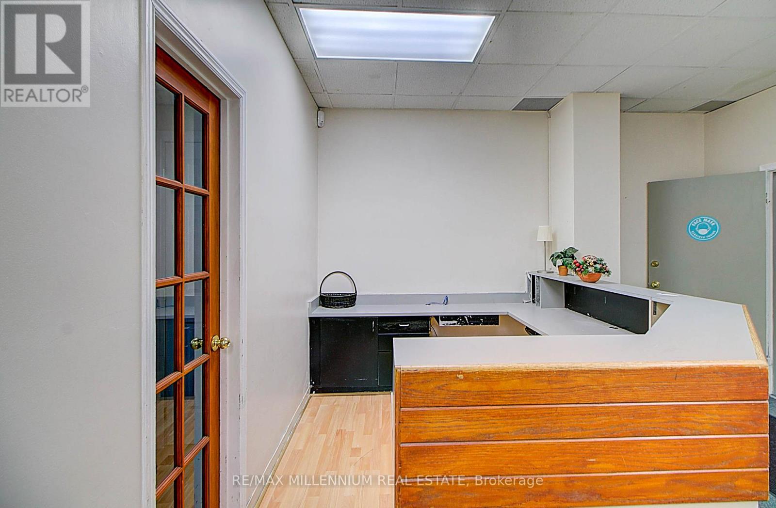 302 - 101 Dundas Street W, Whitby, Ontario  L1N 2M2 - Photo 12 - E12614406