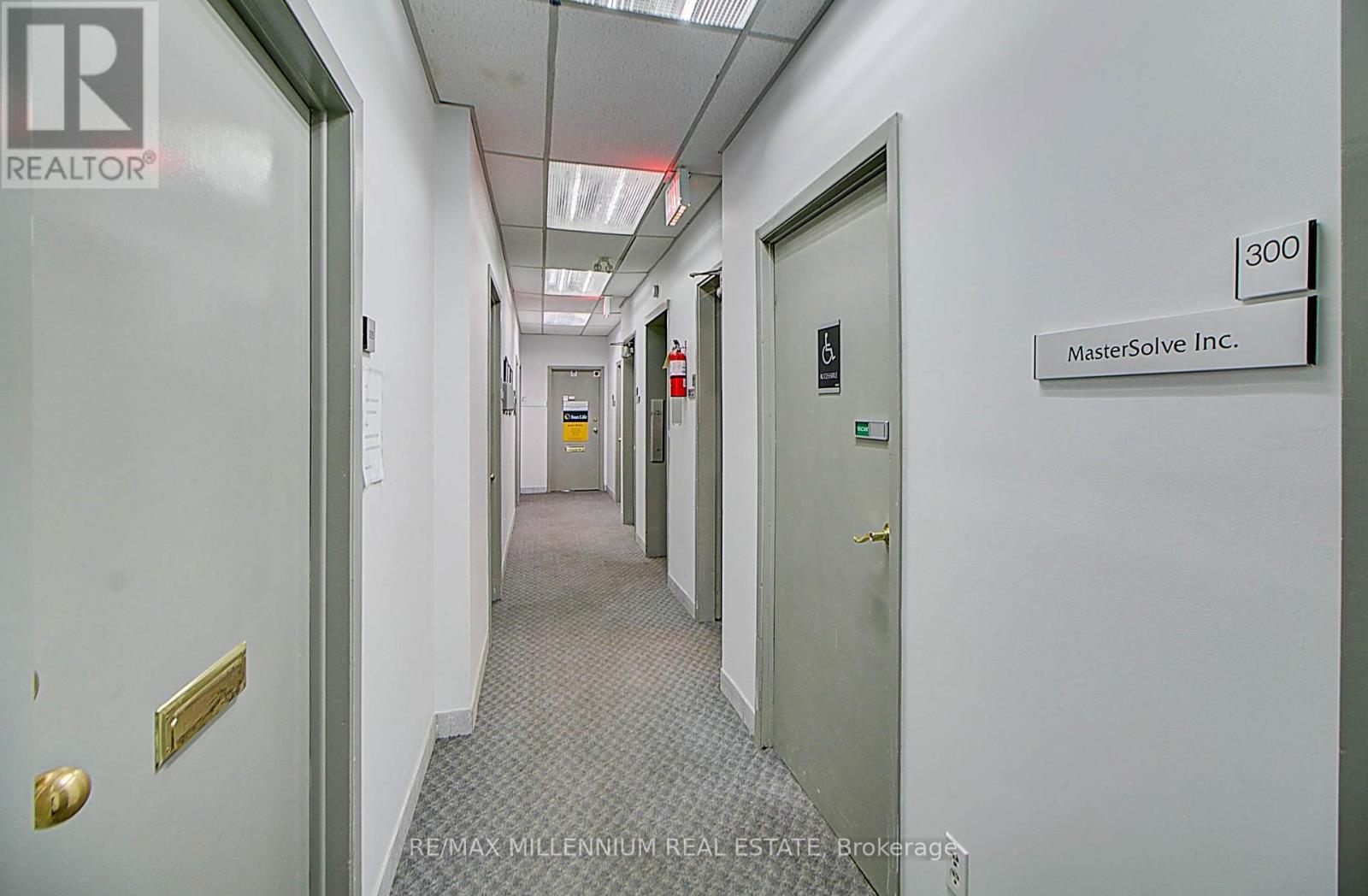 302 - 101 Dundas Street W, Whitby, Ontario  L1N 2M2 - Photo 4 - E12614406