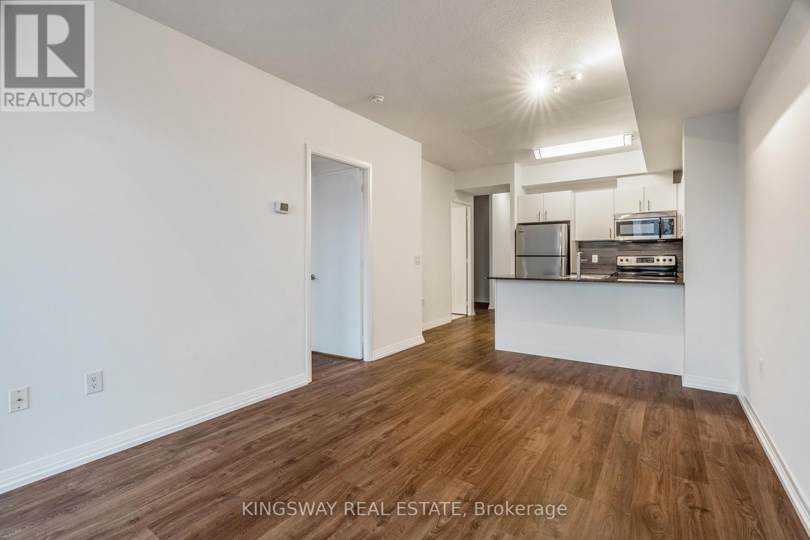 25 Cole Street, Toronto, Ontario  M5A 4M3 - Photo 17 - C12611516