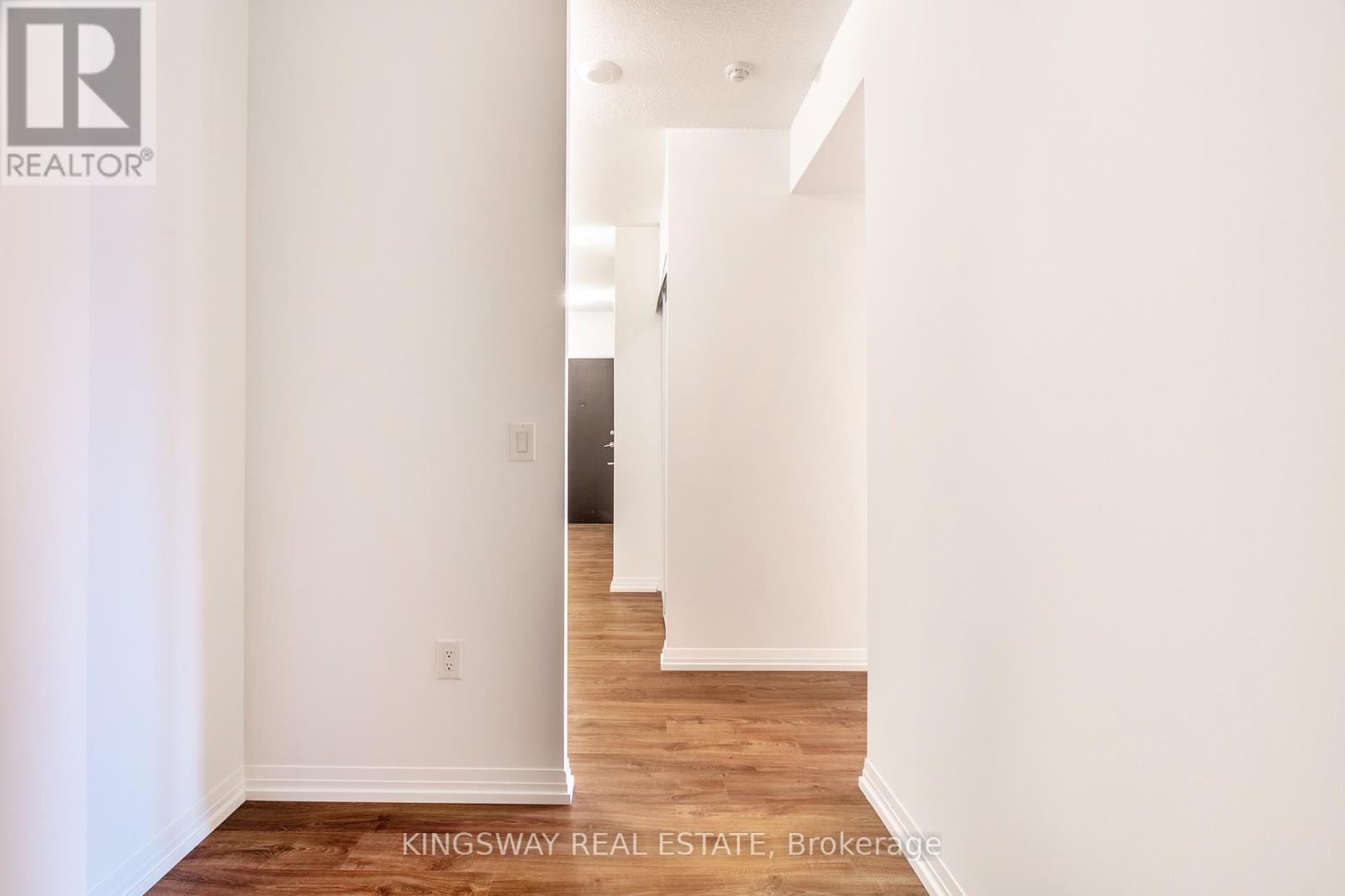 25 Cole Street, Toronto, Ontario  M5A 4M3 - Photo 8 - C12611516