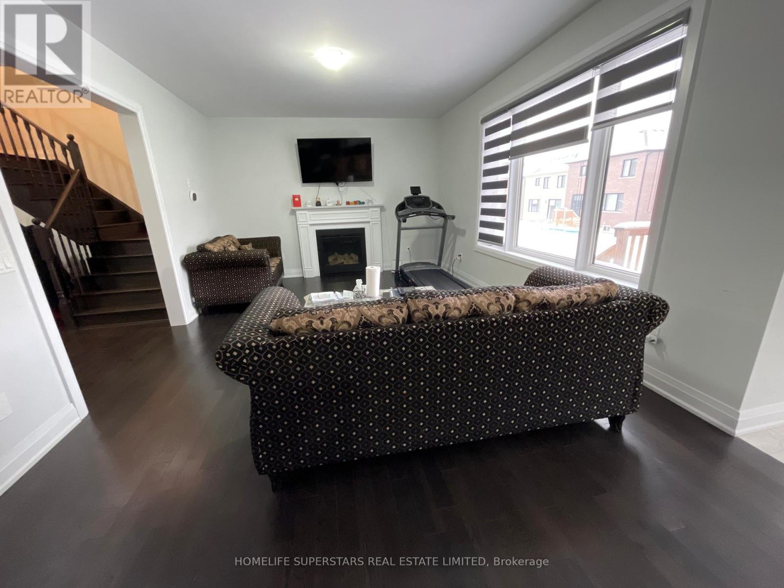 795 Queenston Boulevard, Woodstock, Ontario  N4T 0N1 - Photo 5 - X12596056