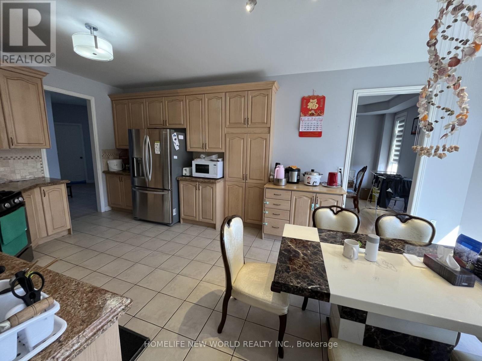 667 Peter Rupert Avenue, Vaughan, Ontario  L6A 0S2 - Photo 5 - N12614404