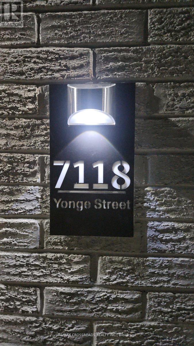 7118 Yonge Street, Innisfil, Ontario  L9S 4P3 - Photo 2 - N12614418