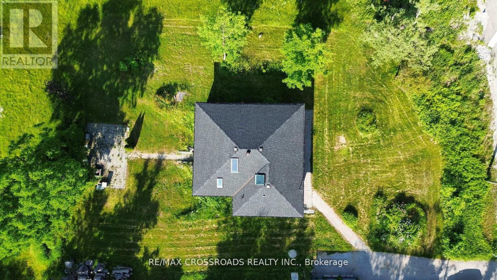 7118 Yonge Street, Innisfil, Ontario  L9S 4P3 - Photo 4 - N12614418