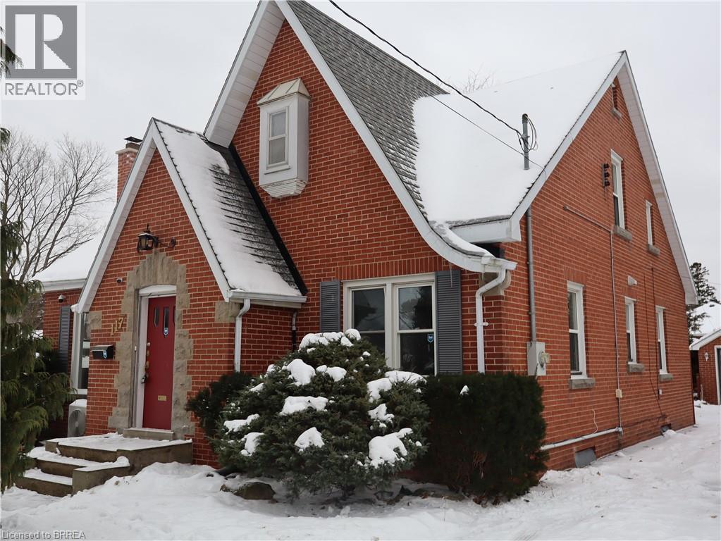 117 QUEENSWAY Drive, Brantford, Ontario