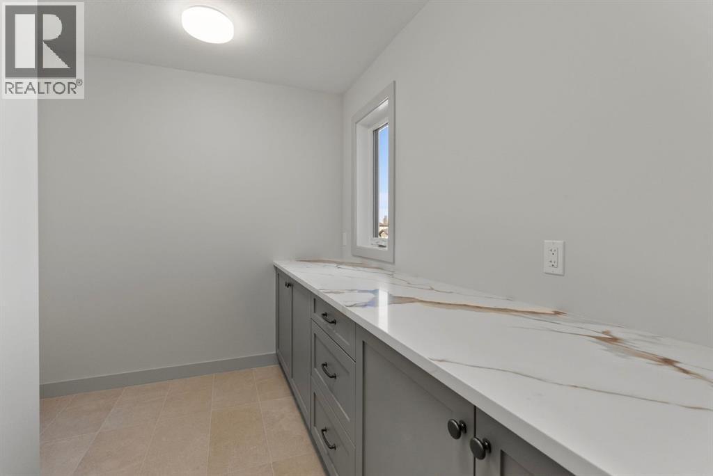 723 Mandalay Link, Carstairs, Alberta  T0M 0N0 - Photo 32 - A2269700