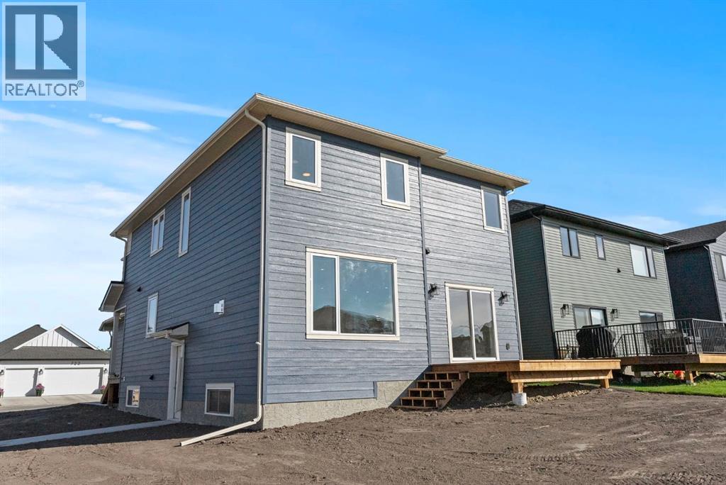 723 Mandalay Link, Carstairs, Alberta  T0M 0N0 - Photo 39 - A2269700